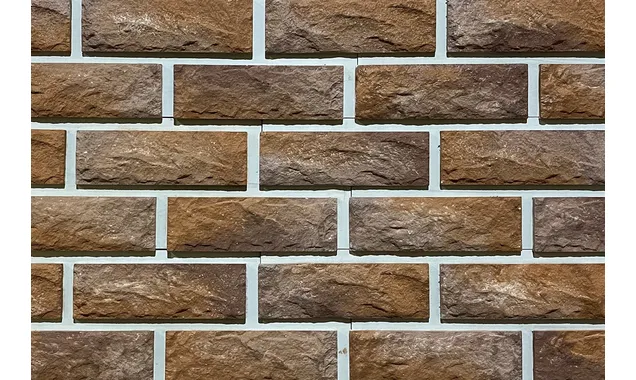 Фасадная панель Каньон Сколотый кирпич 37