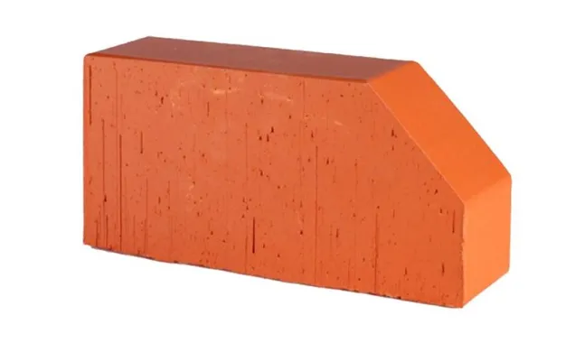 Печной кирпич фигурный полнотелый Lode Janka F6 гладкий, 250х120х65 мм