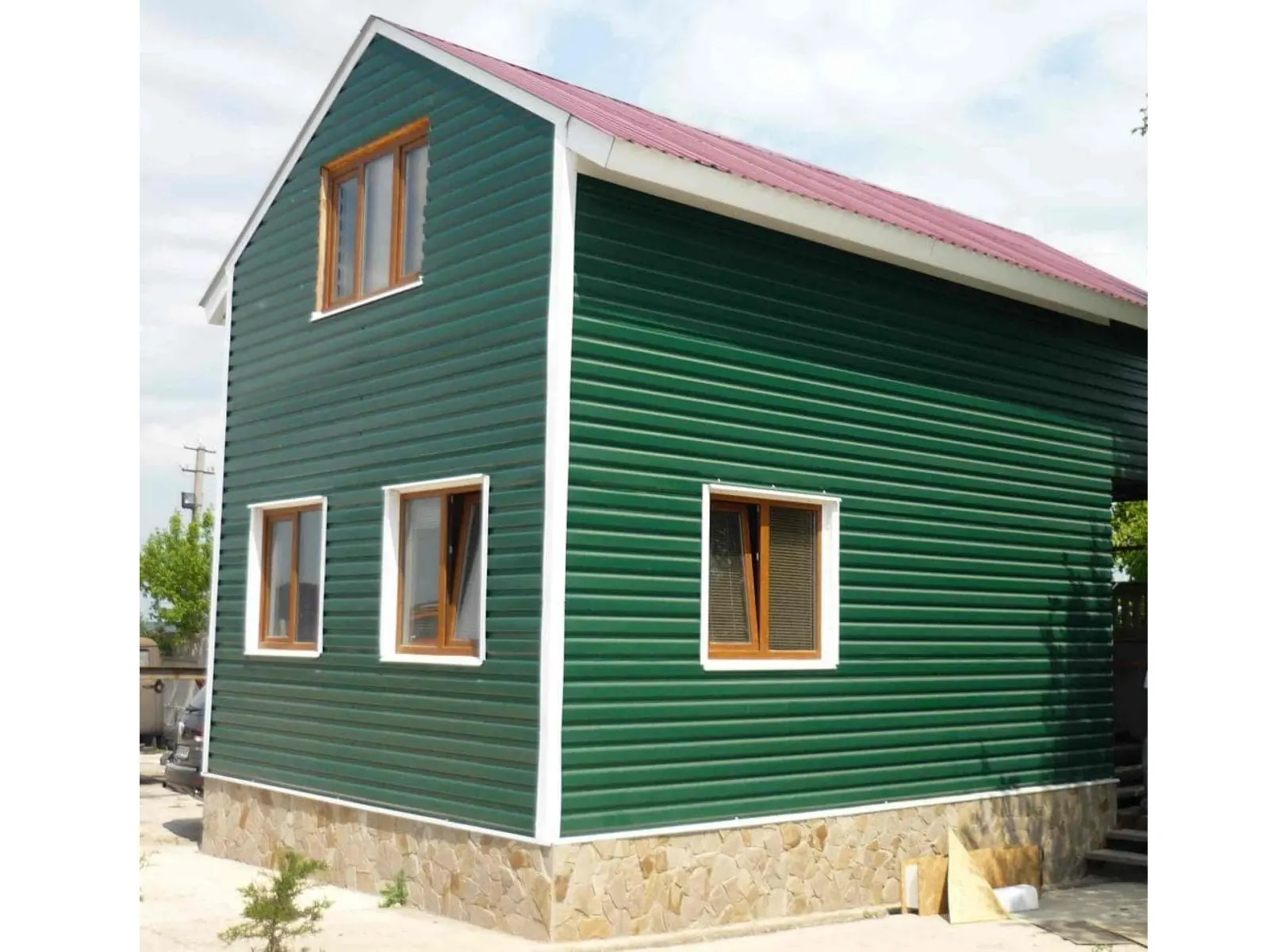 Виниловый сайдинг двухслойный Grand Line Корабельная доска Слим Салатовый 3.00