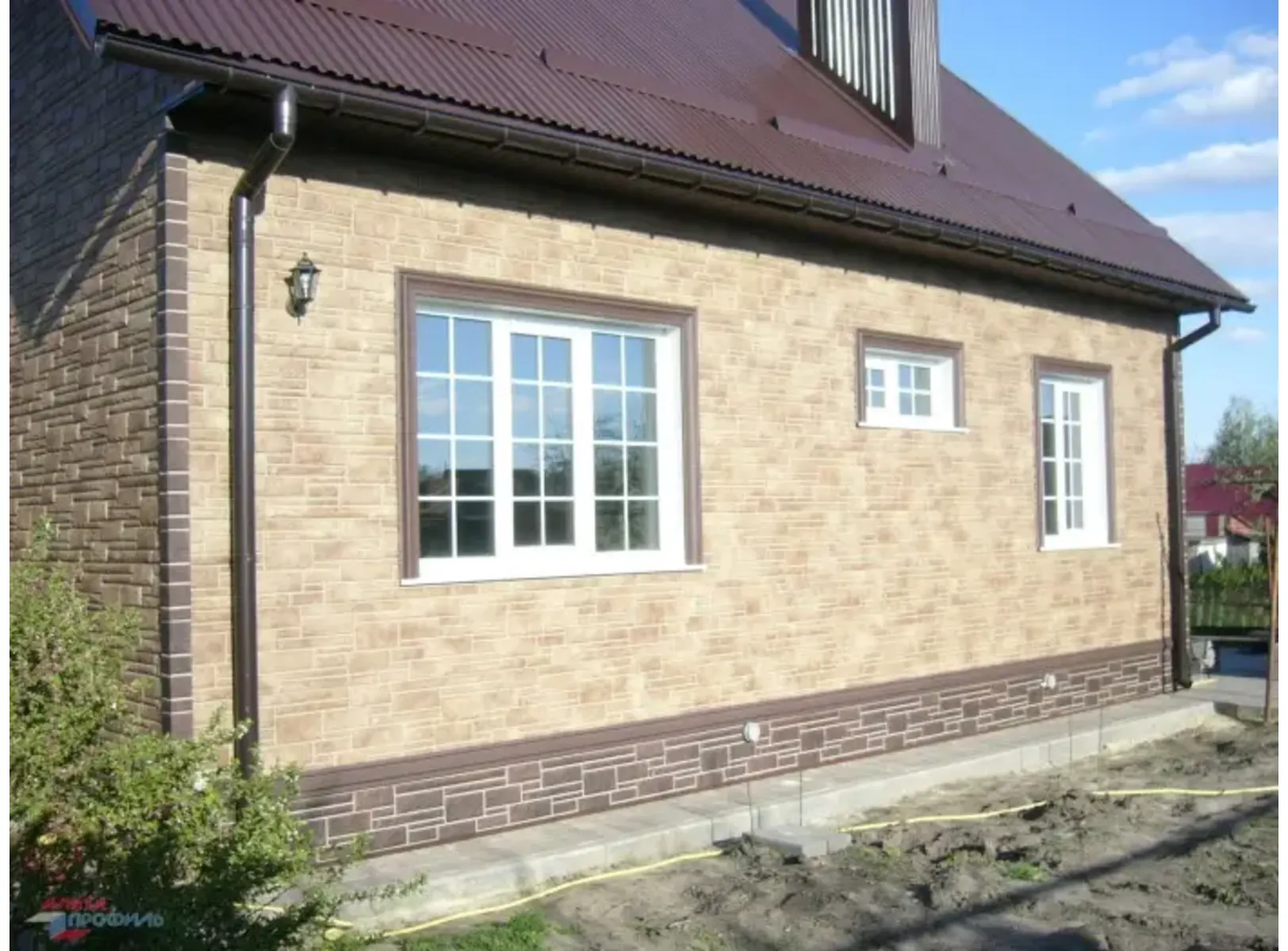 Наружный угол Альта Профиль Кирпич рижский цвет 03 440х110х20